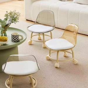 Chaise acrylique transparente pour enfants dossier mobile poulie basse banc pour tout-petits tabouret <span class=keywords><strong>roue</strong></span> universelle matière plastique à usage domestique - Product Image 3