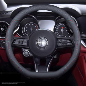 Housse de volant de voiture en cuir nappa pour <span class=keywords><strong>Alfa</strong></span> <span class=keywords><strong>Romeo</strong></span> Stelvio Giulia <span class=keywords><strong>tonale</strong></span> 2017 2018 2019 2020 2021 <span class=keywords><strong>2022</strong></span> 2023 2024 Giulietta - Product Image 2