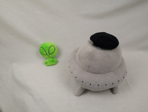 UFO <span class=keywords><strong>Alien</strong></span> Nuovo Su Misura Peluche Cane Giocattolo Set Interactive Squeaky Di Natale No Ripieno Animale Domestico Cane Giocattoli di Masticazione - Product Image 4