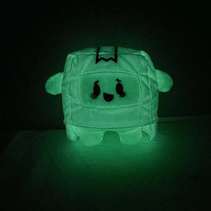 Uyeah OEM/ODM Bambola Animale Magica Personalizzata in Cotone PP Super Morbido che si Illumina <span class=keywords><strong>al</strong></span> Buio, Regalo per Bambini, Giocattolo di Peluche Luminoso Personalizzato a Forma di Cartone Animato - Product Image 4