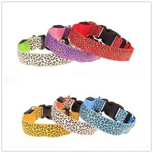 Collar Luminoso LED Recargable para Perro, Ecológico, de Poliéster, con Cintas y Patrón de Leopardo, para Mascotas de Raza Pequeña - Product Image 2