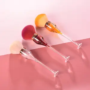 2022 New Style Manicure Tools Red Wine Style Soft Nylon Plastic Handle Nail Dust Cleaning Brush