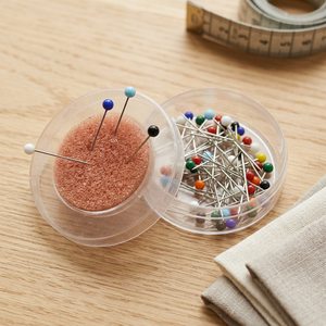 DK-758 50 épingles à tête en verre colorées |   Aiguilles à coudre et à quilter, roue à aiguilles portable en plastique, aiguilles à perles pour la couture - Product Image 4