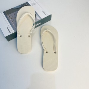 Tongs et claquettes d'été personnalisées avec logo imprimé pour femmes, idéales pour la plage, la salle de bain, les mariages, les hôtels – Tongs économiques sur mesure - Product Image 4