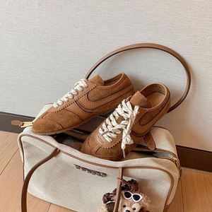 Zapatillas Deportivas Vintage Alemanas para Mujer, de Cuero Suave, con Cordones, Planas, Casuales, Estilo Forrest Gump, Primavera 2026 - Product Image 2