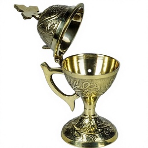 Diffuseur de Bakhoor artisanal en laiton pour usage liturgique à Jérusalem, brûleur d'encens avec croix sur le dessus, articles cadeaux chrétiens, brûleur d'arômes, vente chaude - Product Image 1