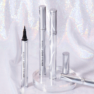 Delineador de Ojos Líquido en Tubo Plateado de Lujo, Delineador Profesional para Mujeres y Niñas con <span class=keywords><strong>Plantilla</strong></span> - Product Image 1