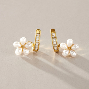Pendientes de <span class=keywords><strong>Perlas</strong></span> de Resina con Circonitas en Tono Dorado y Piedras Lisas Pulimentadas Brillantes para Mujer, Joyería de Uso Diario, Estilo Regalo - Product Image 2