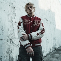 Blouson universitaire unisexe en chenille 380 GSM personnalisé OEM avec broderie, style streetwear et épaules tombantes