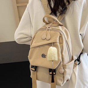 Venta al por mayor de accesorios de moda para ropa: Colgantes de mochila de lufa para las cuatro estaciones, llaveros, empaque en bolsa OPP, MOQ 100 unidades - Product Image 4