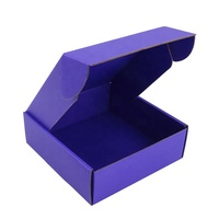 Fabricant de boîtes en carton imprimé violet Boîte postale de vêtements Boîtes d'expédition ondulées personnalisées avec emballage avec logo