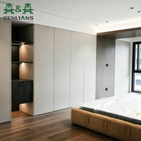 Großer Freistehender Begehbarer Holzkleiderschrank Modernes Luxuriöses Weißes Design für Schlafzimmer Garderobe Möbel für Haus und Villa