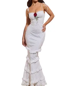 Vestido elegante personalizado para mujer, cuello escote corazón, con volantes escalonados, brocado blanco, rosa, bordado, vestido extra largo con volantes