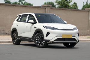 BYD Sealion 05 DM-i PHEV AWD SUV 2025, Voiture Électrique à Batterie au Lithium avec Sièges en Cuir, Pneus R18 - Product Image 4