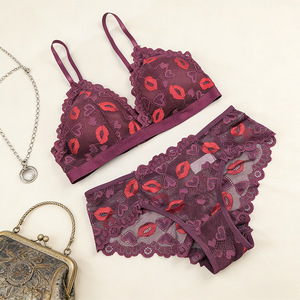 New Arrival Sexy Lip Heart Print Lingerie Set Lace <strong>Bra</strong> and Panty Two-Piece Set Romantic Valentine's Day Gift Women Underwear Set - Product Image 4
