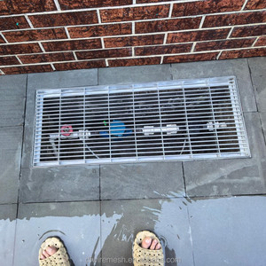 Rejilla <span class=keywords><strong>de</strong></span> Acero <span class=keywords><strong>para</strong></span> <span class=keywords><strong>Escaleras</strong></span> Industriales, Sistema <span class=keywords><strong>de</strong></span> Pisos Antideslizantes - Product Image 4