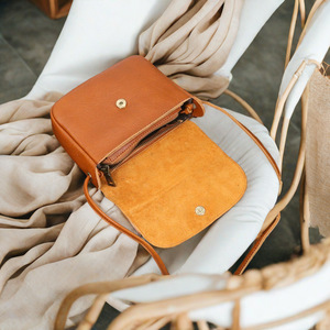<b>Small</b> Retro Japanese Style Women's Vegetable Tanned Cowhide Shoulder <b>Bag</b> 7 Inch Horizontal Square Cover Type Portable Everyday - Product Image 2