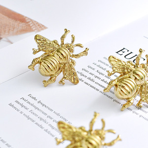 Rắn Brass Bee Tủ Núm Cổ Điển Côn Trùng Ngăn Kéo Xử Lý Trang Trí Động Vật Kéo Cho Đồ Nội Thất Tủ Quần Áo Tủ Quần Áo Cửa - Product Image 1