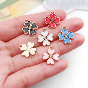 จี้รูปใบโคลเวอร์สี่แฉก โลหะผสมสังกะสี ประดับเพชรเทียม อุปกรณ์ทำเครื่องประดับ DIY สำหรับสร้อยข้อมือและสร้อยคอ - Product Image 2