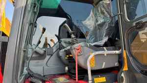 Sweden Original Second-Hand Volvo EC240 crawler Excavator 24Ton <b>Used</b> Excavators | Heavy Duty <b>Machine</b> with Low Fuel Consumption - Product Image 4