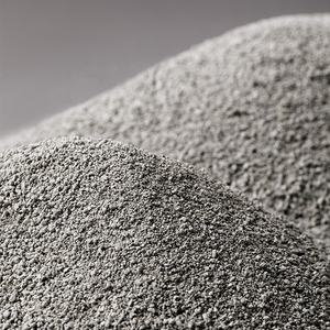 Lovepet Factory Direct OEM Cat Safe Sin olor Sin polvo Arena para gatos de bentonita de sodio absorbente de agua - Product Image 2