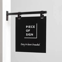 Panneau publicitaire extérieur en acier avec revêtement en poudre blanc et noir, facile à installer et à démonter, pour enseigne de magasin ou entrée.