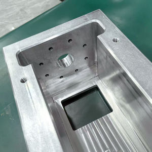 Servizi di Lavorazione CNC di Alta Precisione a 3/4/5 Assi per Parti in Metallo, Acciaio Inossidabile, Ottone, Alluminio e Titanio - Product Image 4