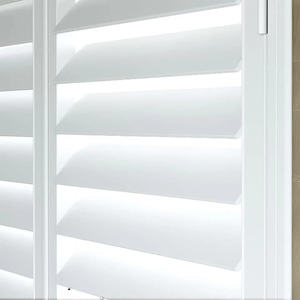 Persianas de Madera PVC Modernas Personalizadas al por Mayor, Impermeables, Fáciles de Limpiar, para Interiores y Exteriores, con Garantía de 5 Años para Ventanas - Product Image 2