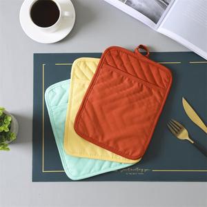 Manoplas de Cocina de Algodón 100% Negro, Estilo Tradicional, con Bolsillo, Resistentes al Calor, Lavables a Máquina, para Uso en <span class=keywords><strong>Microondas</strong></span> y Parrilla - Product Image 5