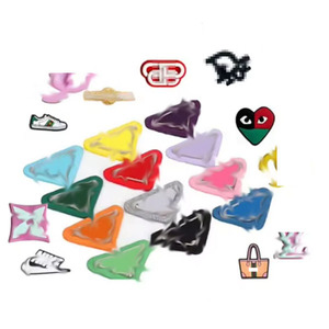 Breloques <span class=keywords><strong>de</strong></span> <span class=keywords><strong>luxe</strong></span> en gros pour chaussures, décorations <span class=keywords><strong>de</strong></span> chaussures en PVC pour sabots, breloques <span class=keywords><strong>de</strong></span> créateur en PVC pour chaussures <span class=keywords><strong>de</strong></span> <span class=keywords><strong>luxe</strong></span>, breloques CROC <span class=keywords><strong>de</strong></span> créateur - Product Image 1