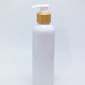 Botella de Plástico PET Reciclable de 300ml/500ml con Hombro Plano, Personalizable con Serigrafía, para Champú y Gel de Ducha - Product Image 5