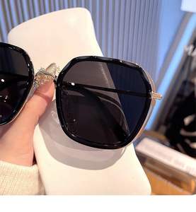 Fall 2024 New Polarizing <b>Large</b> <b>Frame</b> Sun Glasses Sunscreen UV400 Women Glasses Senior Fashion Luxury Glasses Sunglass Wholesale - Product Image 3