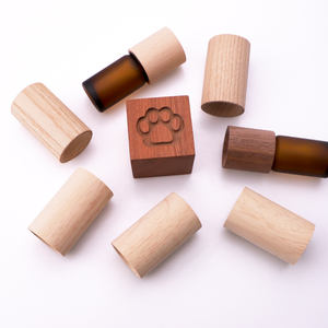 Vietnam WeWood difusor de aceite esencial de aromaterapia de madera pulida personalizado madera fragante hogar artesanías de madera cajas de madera carteles de pared - Product Image 1