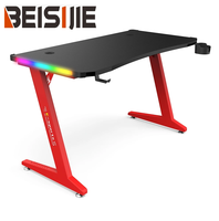 Table de jeu en forme de Z BEISIJIE Z-XX, surface en fibre de carbone rouge/noir avec éclairage RGB 256 couleurs, télécommande, support pour casque, support pour gobelet, plateau P2 de 18 mm