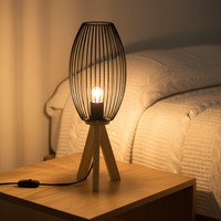 Lampe de table LED décorative moderne et simple en bois et métal avec interrupteur 220V pour salon