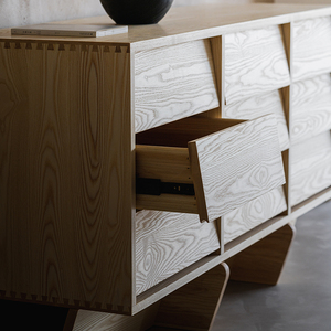 Mueble Organizador de Almacenamiento de Madera Maciza de Estilo Wabi-Sabi, Minimalista y Moderno, con Nueve Cajones, Madera de Fresno Blanco Norteamericano, para Sala de Estar - Product Image 2