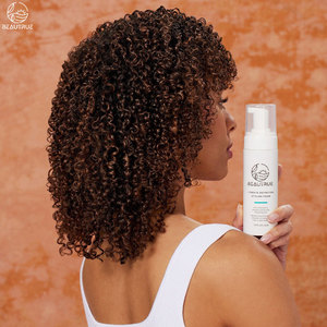 Vente en gros de <span class=keywords><strong>mousse</strong></span> <span class=keywords><strong>coiffante</strong></span> naturelle personnalisée pour hommes et femmes <span class=keywords><strong>mousse</strong></span> <span class=keywords><strong>coiffante</strong></span> à texture bouclée pour tenir les <span class=keywords><strong>cheveux</strong></span> - Product Image 3