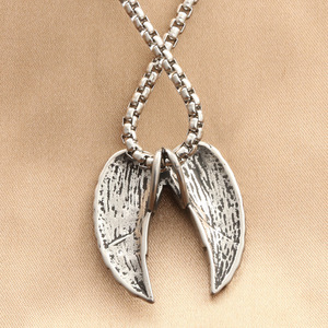 Yunnique – collier avec pendentif aile d'ange en acier inoxydable pour hommes, Style Punk rétro, Design géométrique, 280360 - Product Image 2