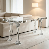 Table à manger en cristal transparent avec pieds sculptés pour une utilisation luxueuse à la maison et à usage commercial