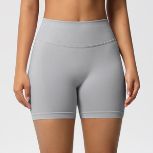 Shorts de sport côtelés sans coutures pour femmes, taille haute, effet push-up fessier, non transparents, à compression, pour la course, vente en gros - Product Image 4