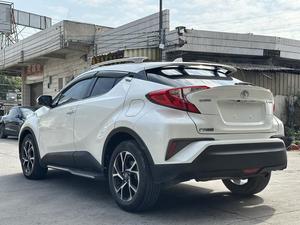 <span class=keywords><strong>Toyota</strong></span> <span class=keywords><strong>C</strong></span>-<span class=keywords><strong>HR</strong></span> 2020 2.0L Crossover Edición Líder - Product Image 3