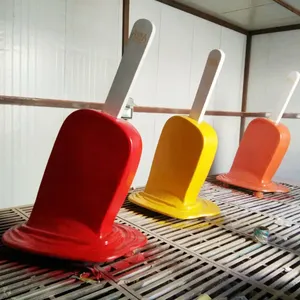 Gran Escultura de Camión de Helados de Fibra de Vidrio Personalizada con Diseño de <span class=keywords><strong>Helado</strong></span> Derretido <span class=keywords><strong>y</strong></span> Resina - Product Image 1