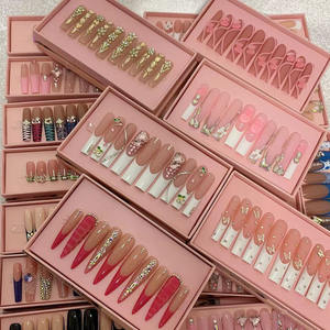 เล็บปลอมทรงบัลเลริน่าแบบยาวหรูหราประดับเพชรแบบกดติดเอง งานแฮนด์เมด ตกแต่งด้วยคริสตัลสำหรับนิ้ว - Product Image 5