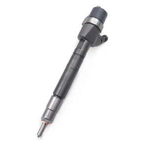 Pièces automobiles <span class=keywords><strong>Injecteur</strong></span> de carburant 0445110024 A6110700687 pour moteur <span class=keywords><strong>Mercedes</strong></span>-Benz OM611 OM612 <span class=keywords><strong>W203</strong></span> CL203 S203 C209 S210 B903 - Product Image 1