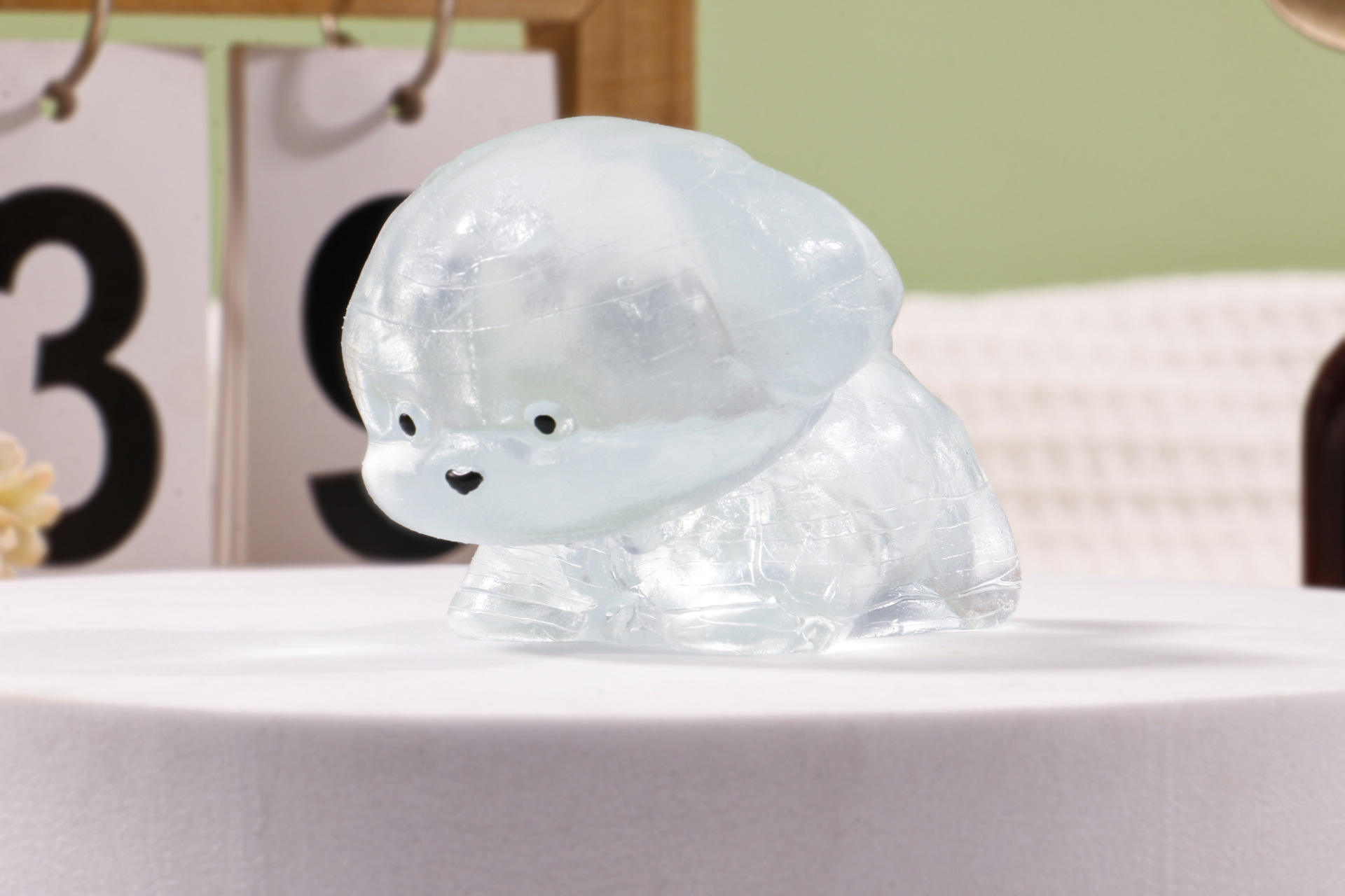 20692-Perro cabezón verde claro claro[5.5*4*5cm 54g]