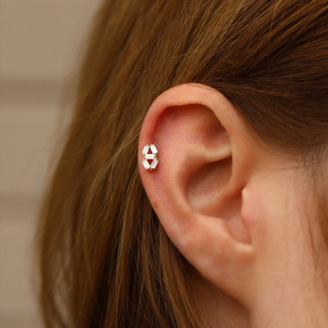 Pendientes de Aro Geométricos de Plata de Ley S925 con Diseño de Triángulo y Circonita, para Cartílago, Modernos para Mujer - Product Image 5