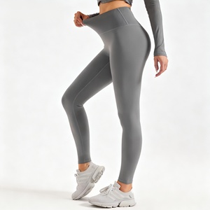 กางเกงโยคะไซส์ใหญ่สำหรับผู้หญิง ดีไซน์ยกกระชับสะโพก ยืดหยุ่นและกระชับ ไม่มีรอยต่อที่น่าอึดอัด เหมาะสำหรับการวิ่ง - Product Image 5