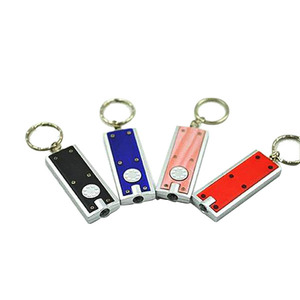 Vente en gros de porte-clés personnalisés avec lumière LED et interrupteur à bouton, cadeaux promotionnels, Krt005, torche de signature, porte-clés en stock - Product Image 3