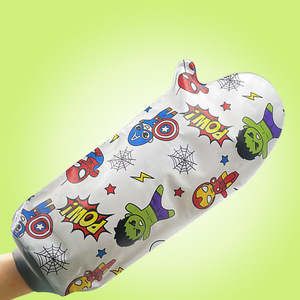 Nouvelle housse de protection imperméable à motifs pour adultes - Protection des bras, poignets, jambes et pieds, pour usage avec plâtre ou attelle - Fabriqué en Chine - Product Image 4