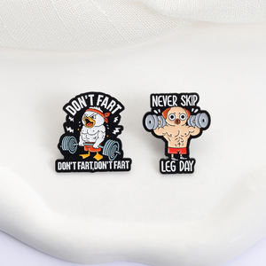 بروش بتصميم ميم رياضي بعبارة 'لا تغفل يوم التمارين للساقين أبدًا'، إكسسوار مرح لمحبي اللياقة البدنية للارتداء اليومي - Product Image 3